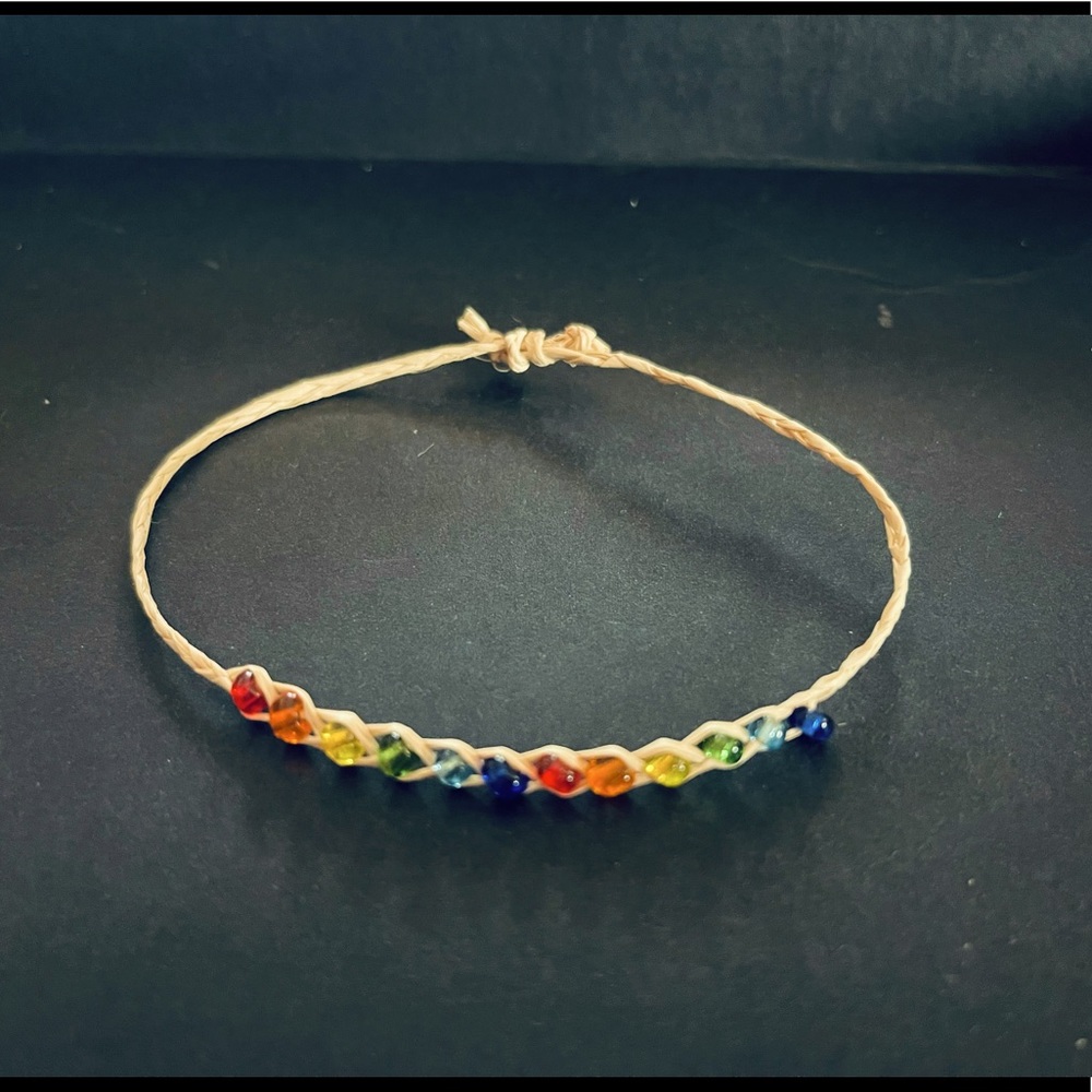 Thin glass beats bracelet